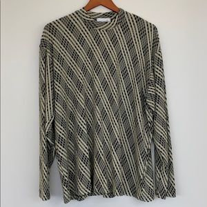 3/$30 Smash vintage cream and black long shirt